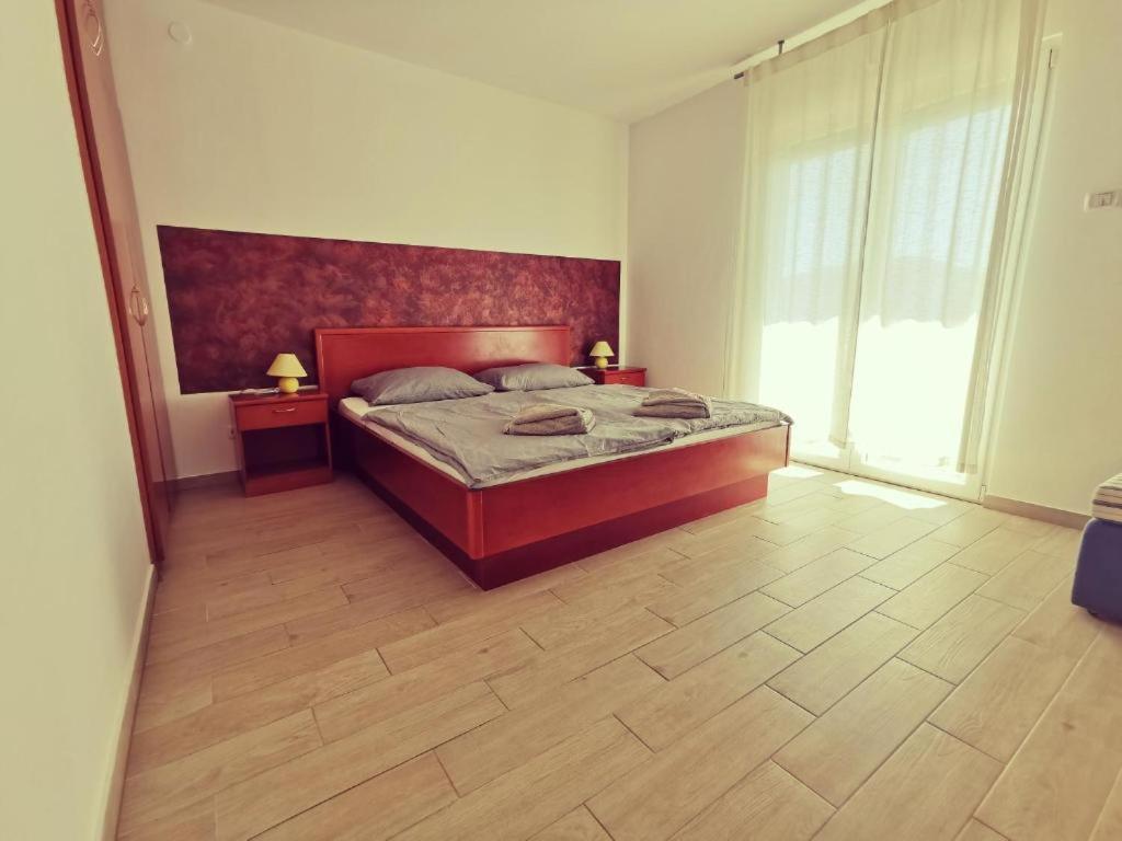 Appartement Haus Maro à Supetarska Draga Extérieur photo